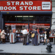 Illustration for article titled See How Much New York Has Changed (Or Not) Since The 1990s